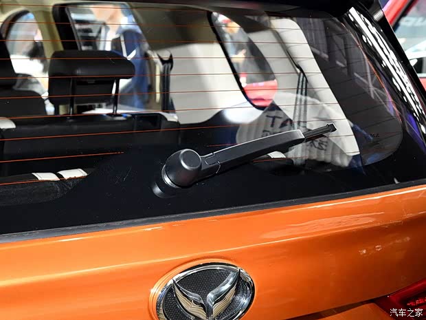 北汽銀翔 北汽幻速S3 2018款 S3X 高配