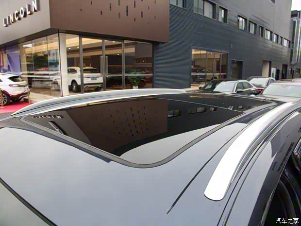 長(zhǎng)安林肯 航海家 2022款 2.7T 四驅(qū)尊雅版