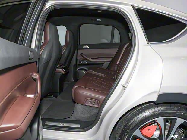 蔚来 蔚来EC7 2023款 100kWh 首发版 蔚来 蔚来EC7 2023款 100kWh 首发版