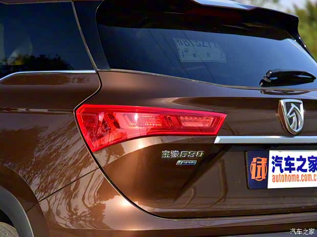 上汽通用五菱 寶駿530 2018款 1.5T 手動尊貴型