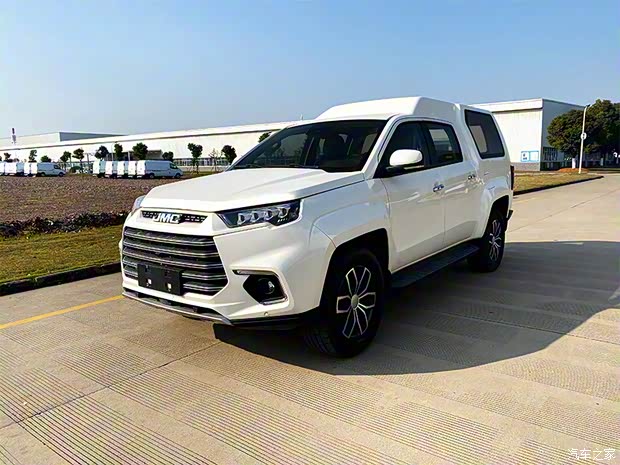 江铃汽车 域虎9多功能车 2022款 2.0T 自动四驱舒享型 江铃汽车 域虎9多功能车 2022款 2.0T 自动四驱舒享型