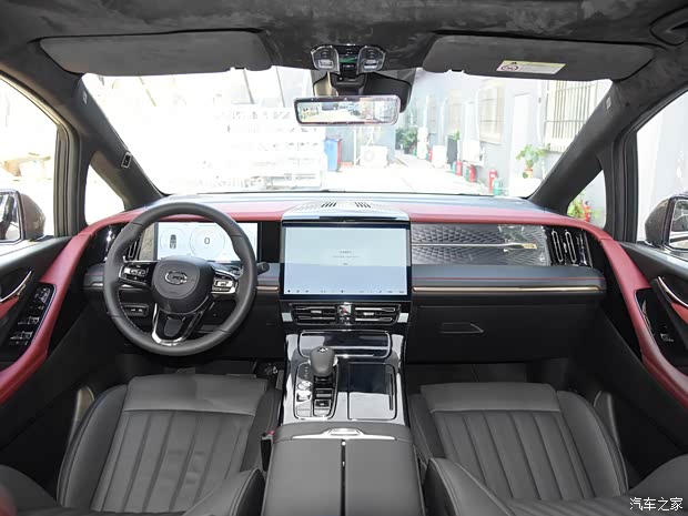 广汽乘用车 传祺M8 2023款 宗师系列 双擎 御尊