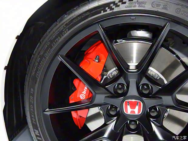 本田(进口) 思域(进口) 2023款 2.0T 420TURBO TYPE R 本田(进口) 思域(进口) 2023款 2.0T 420TURBO TYPE R