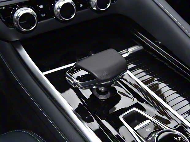 長安汽車 長安CS95 2023款  基本型