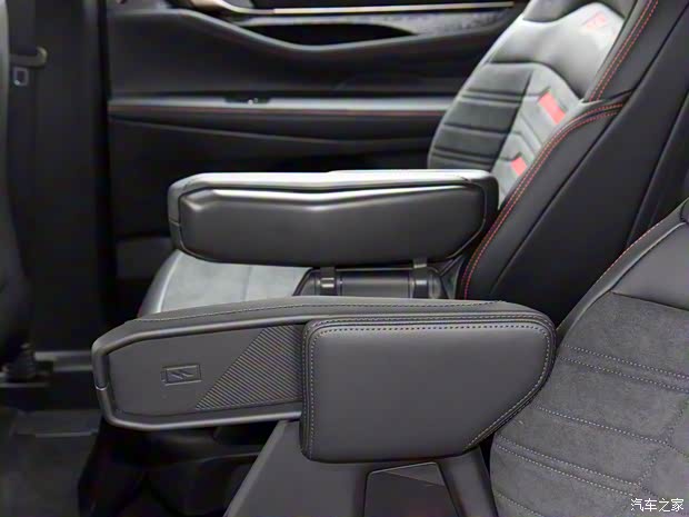长安福特 锐界 2023款 锐界L 2.0T EcoBoost E-混动四驱七座 STLine 长安福特 锐界 2023款 锐界L 2.0T EcoBoost E-混动四驱七座 STLine