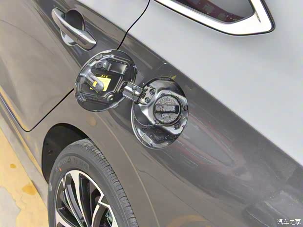 长安汽车 逸动 2022款 PLUS 蓝鲸NE 1.4T GDI DCT高配版