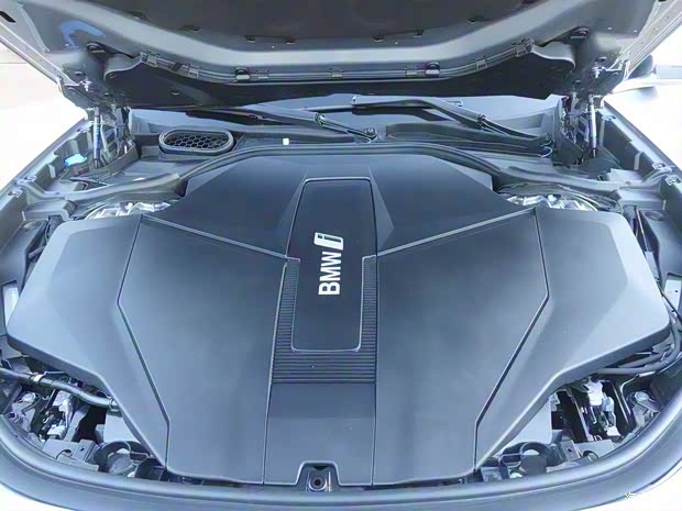 宝马(进口) 宝马i7 2023款 xDrive 60 美国版 宝马(进口) 宝马i7 2023款 xDrive 60 美国版