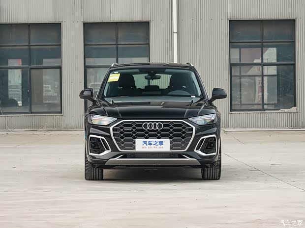 一汽奧迪 奧迪Q5L 2023款 40T 時(shí)尚動(dòng)感型