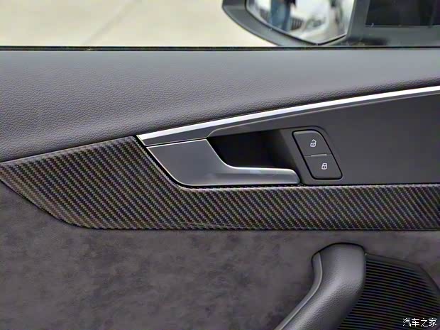 一汽-大众奥迪 奥迪A4L 2020款 45 TFSI quattro 臻选动感型