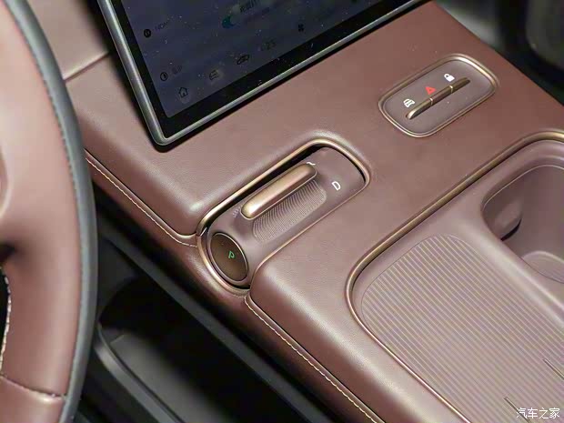 蔚来 蔚来EC7 2023款 100kWh 首发版 蔚来 蔚来EC7 2023款 100kWh 首发版