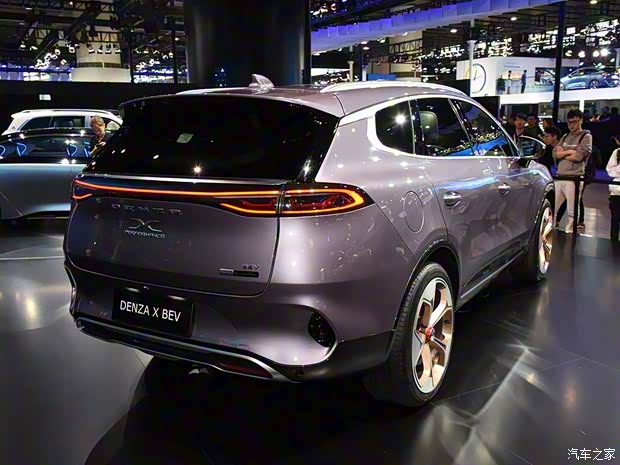 腾势汽车 腾势X 2020款 纯电旗舰版 腾势汽车 腾势X 2020款 纯电旗舰版