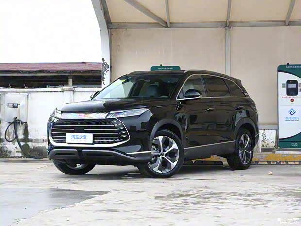 比亞迪 護衛(wèi)艦07 2023款 DM-i 100KM 旗艦型