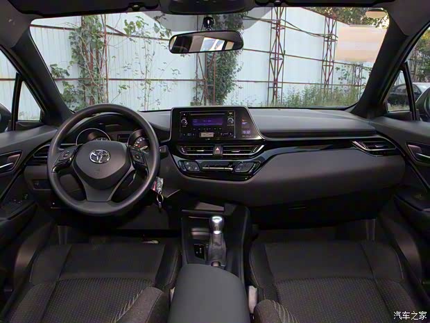 广汽丰田 丰田C-HR 2018款 2.0L 精英版 国VI