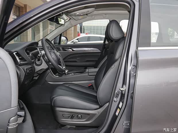 广汽乘用车 传祺GS5 2020款 1.5TGDI 自动尊享版