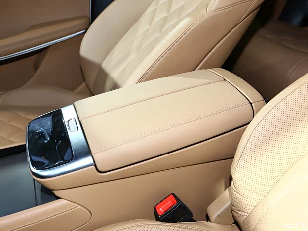 上汽集團 飛凡R7 2022款 基本型