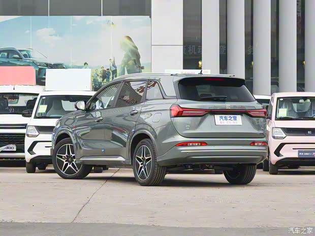 東風(fēng)小康 風(fēng)光藍(lán)電E5 2023款 1.5L 藍(lán)電DE-i