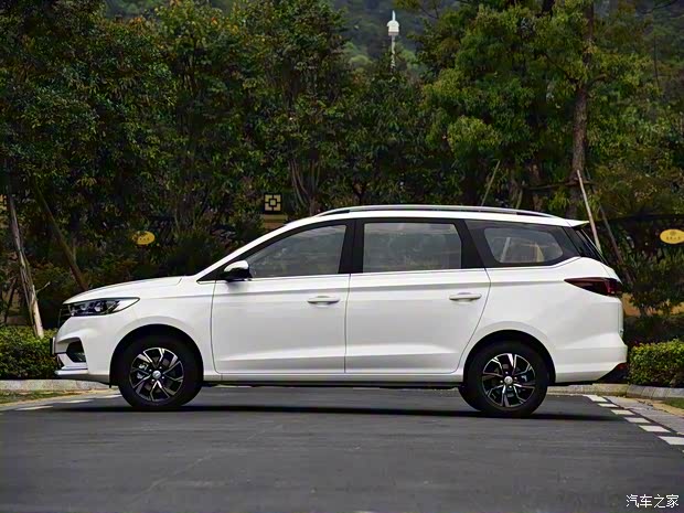 上汽通用五菱 宝骏360 2018款 基本型