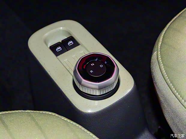 吉利汽车 熊猫mini 2023款 200km 耐力熊 吉利汽车 熊猫mini 2023款 200km 耐力熊
