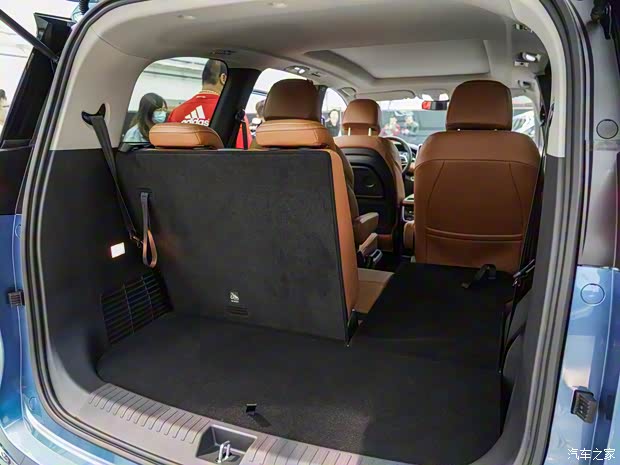 上汽大通 上汽大通MAXUS G50 2021款 PLUS 基本型