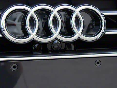 2019款 Plus A8L 50 TFSI quattro 豪华型 2019款 Plus A8L 50 TFSI quattro 豪华型