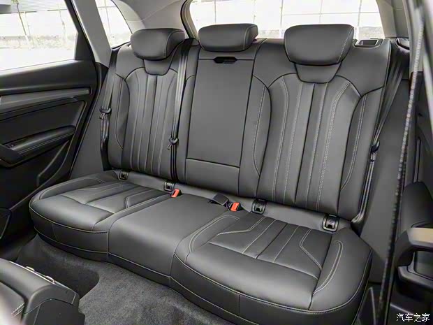 一汽奧迪 奧迪Q5L 2023款 40T 時(shí)尚動(dòng)感型