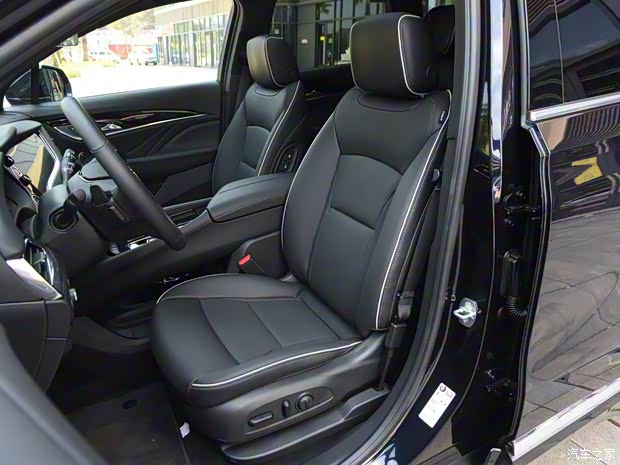 上汽通用別克 昂科旗 2022款 652T 四驅(qū)尊享旗艦型 6座