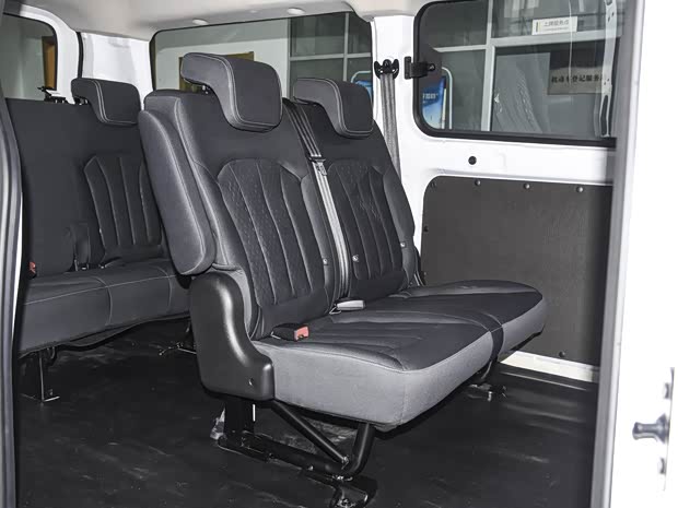 北京汽車制造廠 王牌M7 2022款 1.6L 長軸標(biāo)準(zhǔn)型 7座