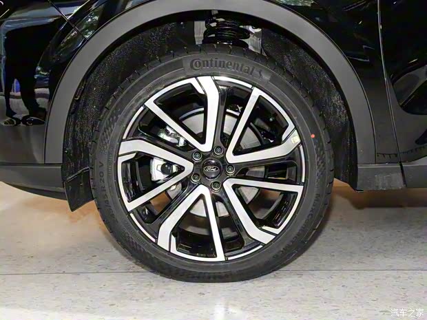 江鈴福特 領(lǐng)裕 2023款 EcoBoost 225 尊領(lǐng)型 7座(2/3/2) 江鈴福特 領(lǐng)裕 2023款 EcoBoost 225 尊領(lǐng)型 7座(2/3/2)