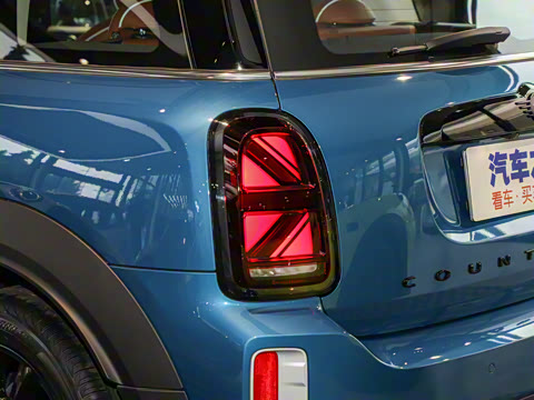 2023款 2.0T COOPER S 鉴赏家 2023款 2.0T COOPER S 鉴赏家