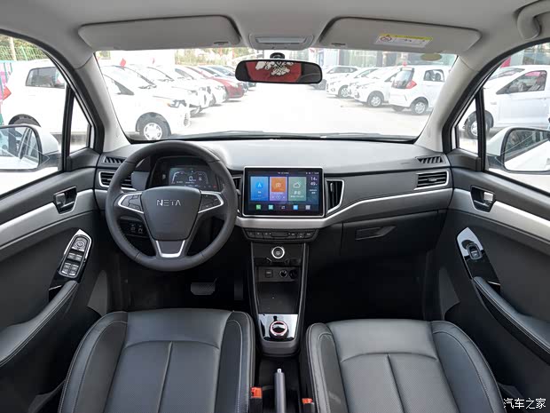 合众汽车 哪吒N01 2020款 长续航 430e 合众汽车 哪吒N01 2020款 长续航 430e