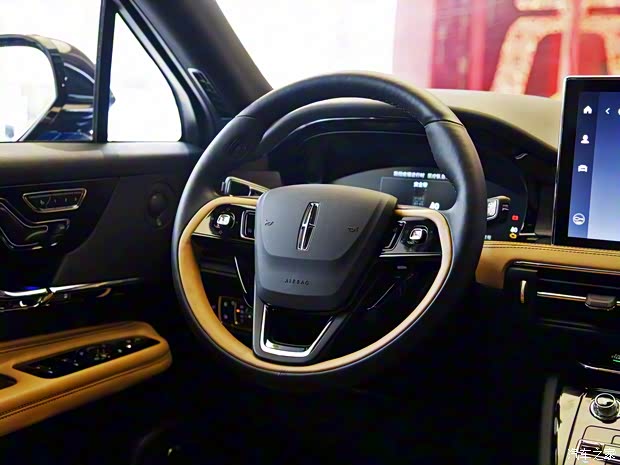 長安林肯 冒險(xiǎn)家 2020款 2.0T 四驅(qū)尊耀版