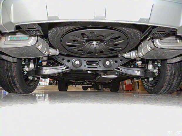 江鈴福特 領(lǐng)裕 2023款 EcoBoost 225 尊領(lǐng)型PLUS 7座（2/3/2）