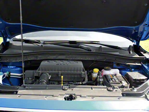 上汽集团 名爵ZS 2018款 1.5L 手动豪华版 上汽集团 名爵ZS 2018款 1.5L 手动豪华版