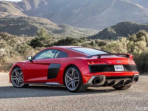 Audi Sport 奥迪R8 2020款 V10 Coupe performance 美国版