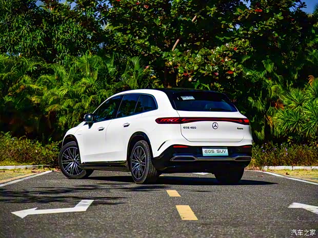 梅赛德斯-EQ 奔驰EQS SUV 2023款 450 4MATIC 豪华版