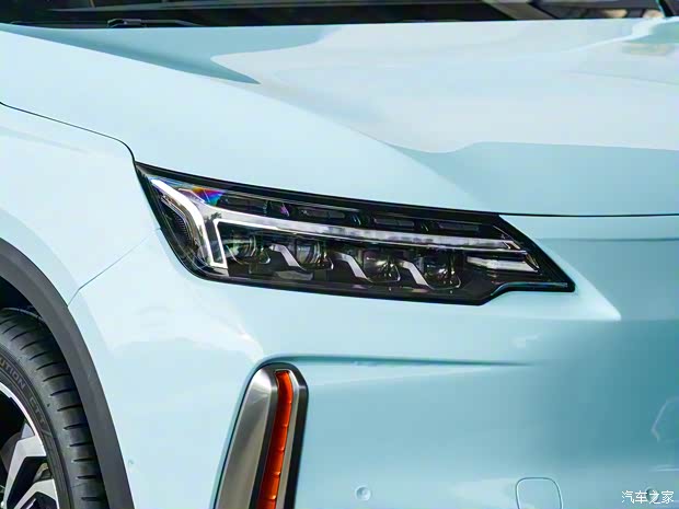 創(chuàng)維汽車 創(chuàng)維EV6 2022款 620 標(biāo)準(zhǔn)版