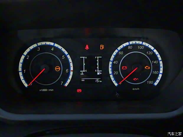 長安凱程 長安星卡PLUS 2022款 1.6L舒適型空調(diào)單排DAM16KR