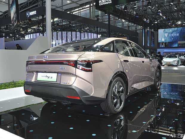 一汽丰田 丰田bZ3 2023款 616km 长续航Premium