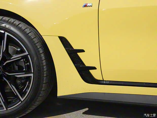 寶馬(進口) 寶馬4系 2022款 425i Gran Coupe 達喀爾黃特別版