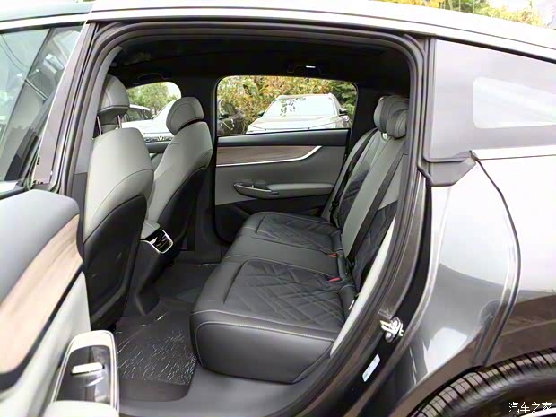 长安启源 长安启源A07 2023款 纯电 515 Air 长安启源 长安启源A07 2023款 纯电 515 Air