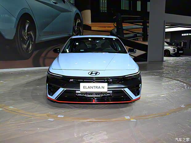 现代N 伊兰特Elantra N 2023款 2.0T N 现代N 伊兰特Elantra N 2023款 2.0T N
