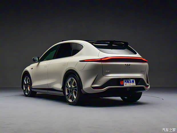 智己汽车 智己LS7 2023款 100kWh 四驱版 智己汽车 智己LS7 2023款 100kWh 四驱版