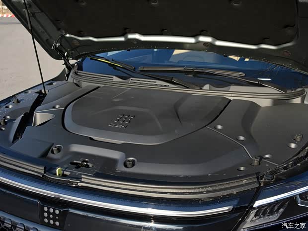 东风小康 风光蓝电E5 2023款 1.5L 蓝电DE-i 东风小康 风光蓝电E5 2023款 1.5L 蓝电DE-i