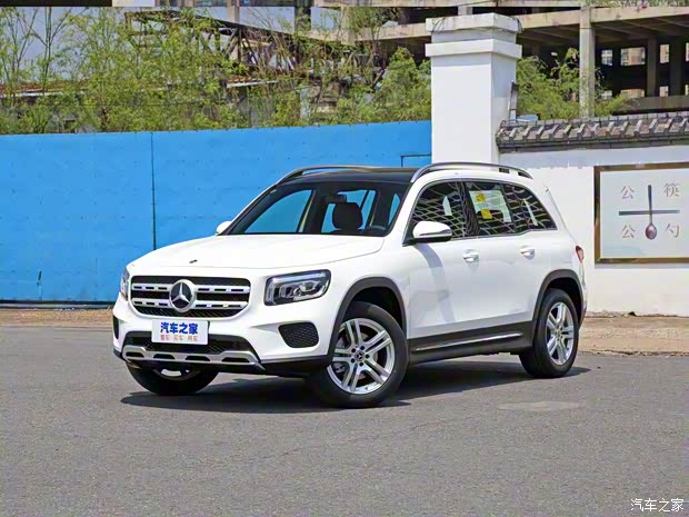 北京奔驰 奔驰GLB 2022款 改款二 GLB 200 动感型 北京奔驰 奔驰GLB 2022款 改款二 GLB 200 动感型
