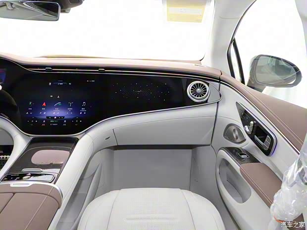 梅赛德斯-AMG 奔驰EQS AMG 2022款 AMG EQS 53 4MATIC+