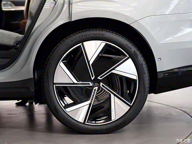 沃爾沃(進(jìn)口) 沃爾沃EX90 2023款 基本型