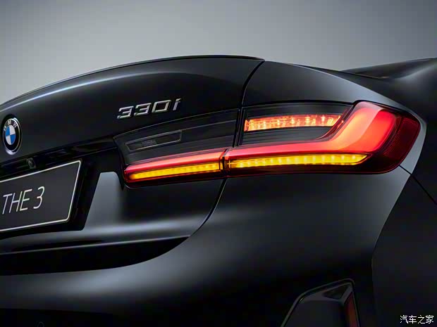 華晨寶馬 寶馬3系 2023款 330i M運(yùn)動曜夜套裝