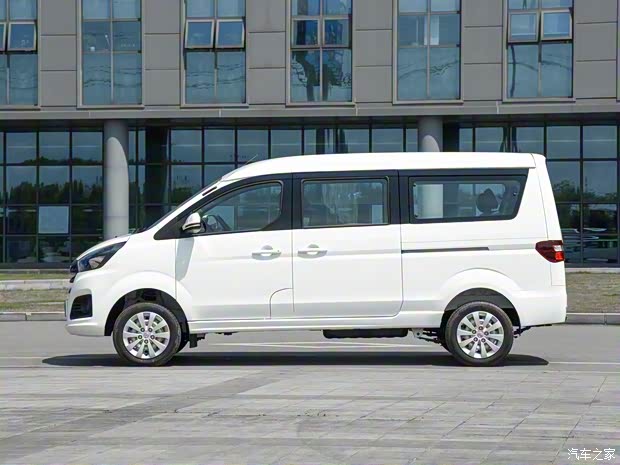 華晨鑫源 金海獅M 2022款 1.5L 旅行獅客車 7座