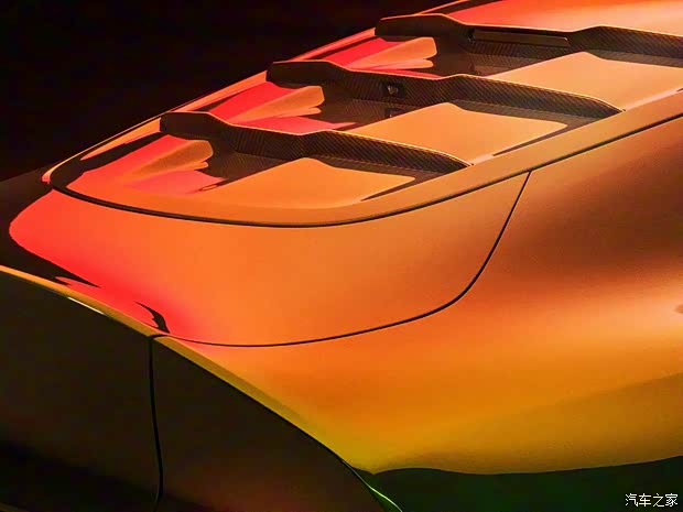 阿斯顿·马丁 Valour 2023款 V12 阿斯顿·马丁 Valour 2023款 V12