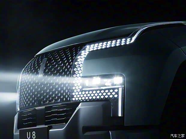 仰望 仰望U8 2023款 基本型 仰望 仰望U8 2023款 基本型